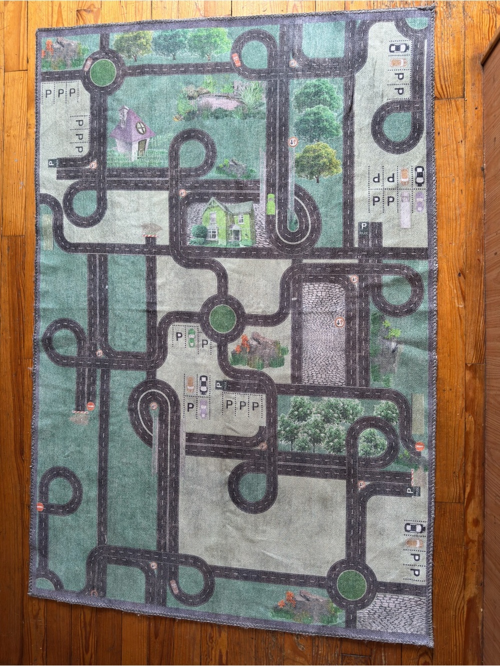 Children's Road Play Rug in Green and Black